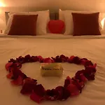 Apartment De Haen Luxury Villa: Private With Jacuzzi And Sauna *